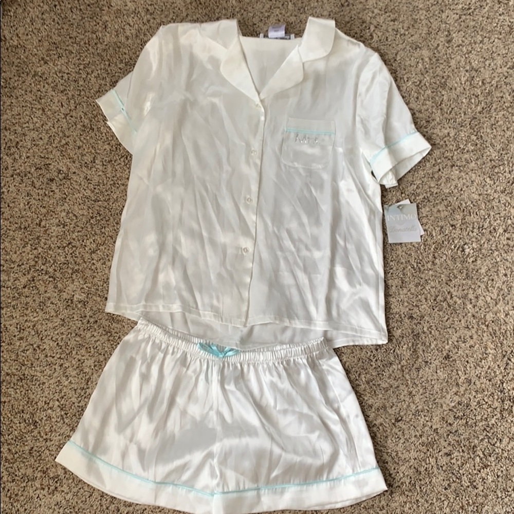 Bride pajama set. NWT